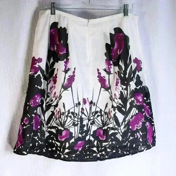 Dalia Collection Size 10 Silk/Cotton white/purple/black floral skirt - Picture 6 of 11
